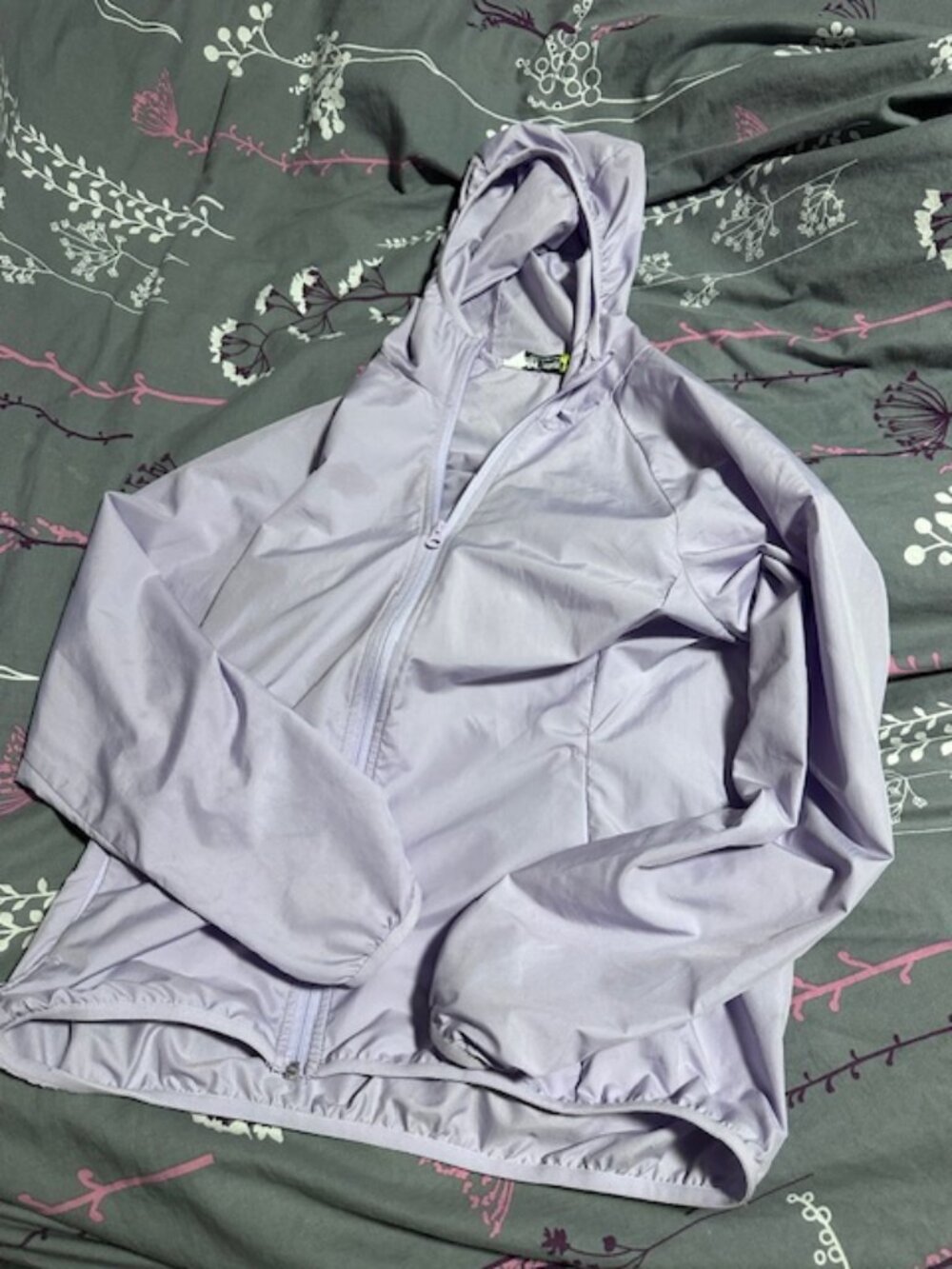 Helly Hansen womens size medium windbreaker